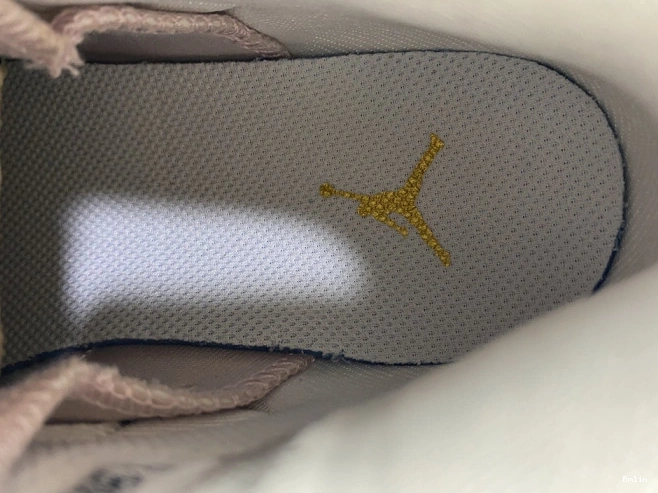 Bmlin shoes Air Retro Jordan Gold DH9696-100 6 Hoops (W) 0719